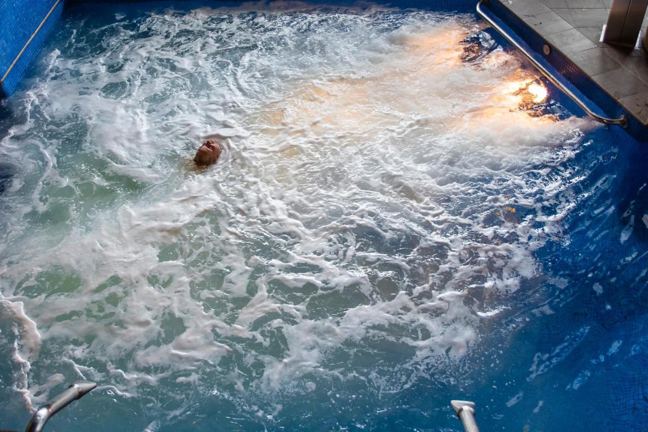 Sant Jordi Boutique Hotel Calella Eksteriør bilde A whirlpool
