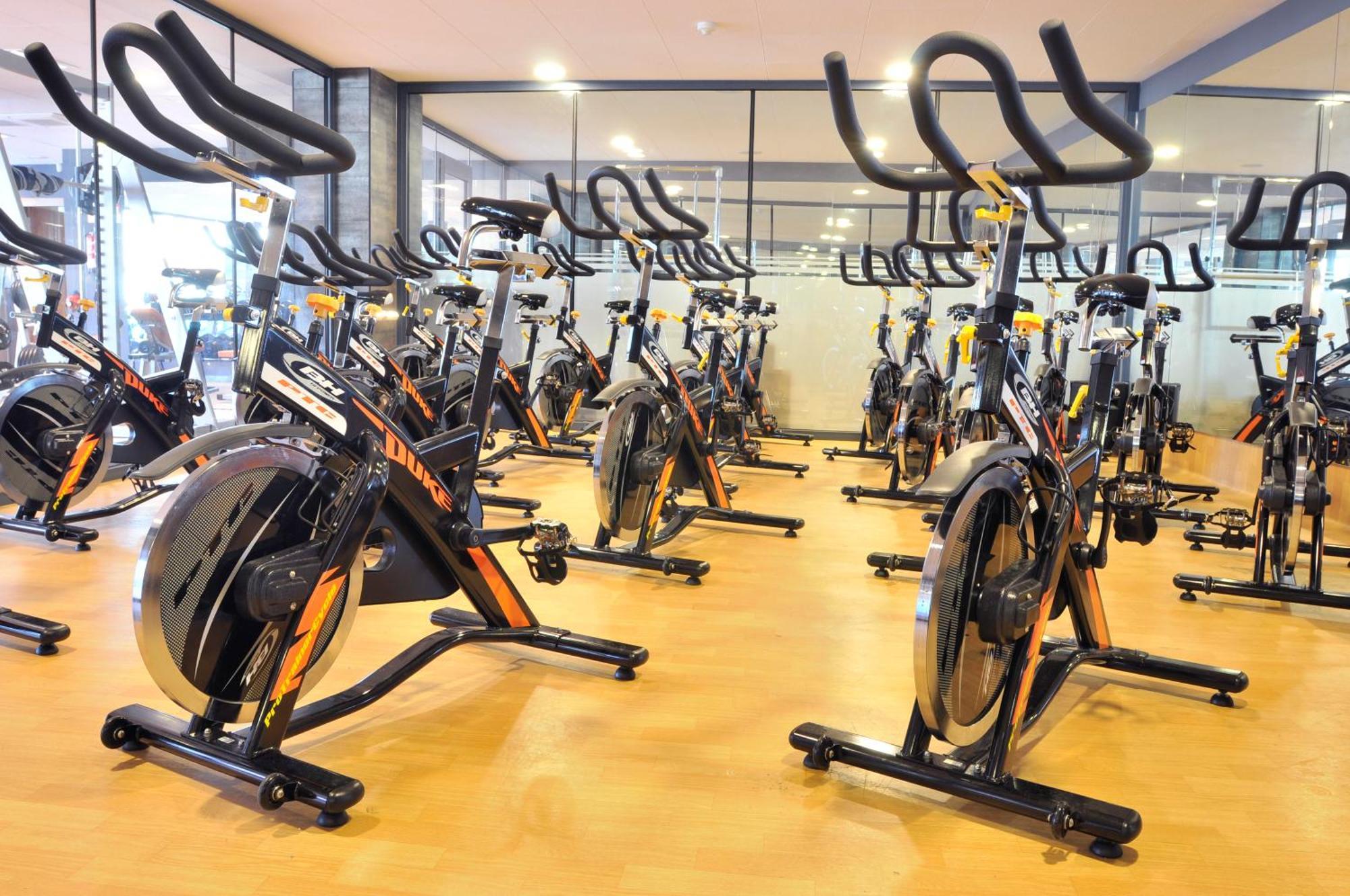 Sant Jordi Boutique Hotel Calella Eksteriør bilde Indoor cycling