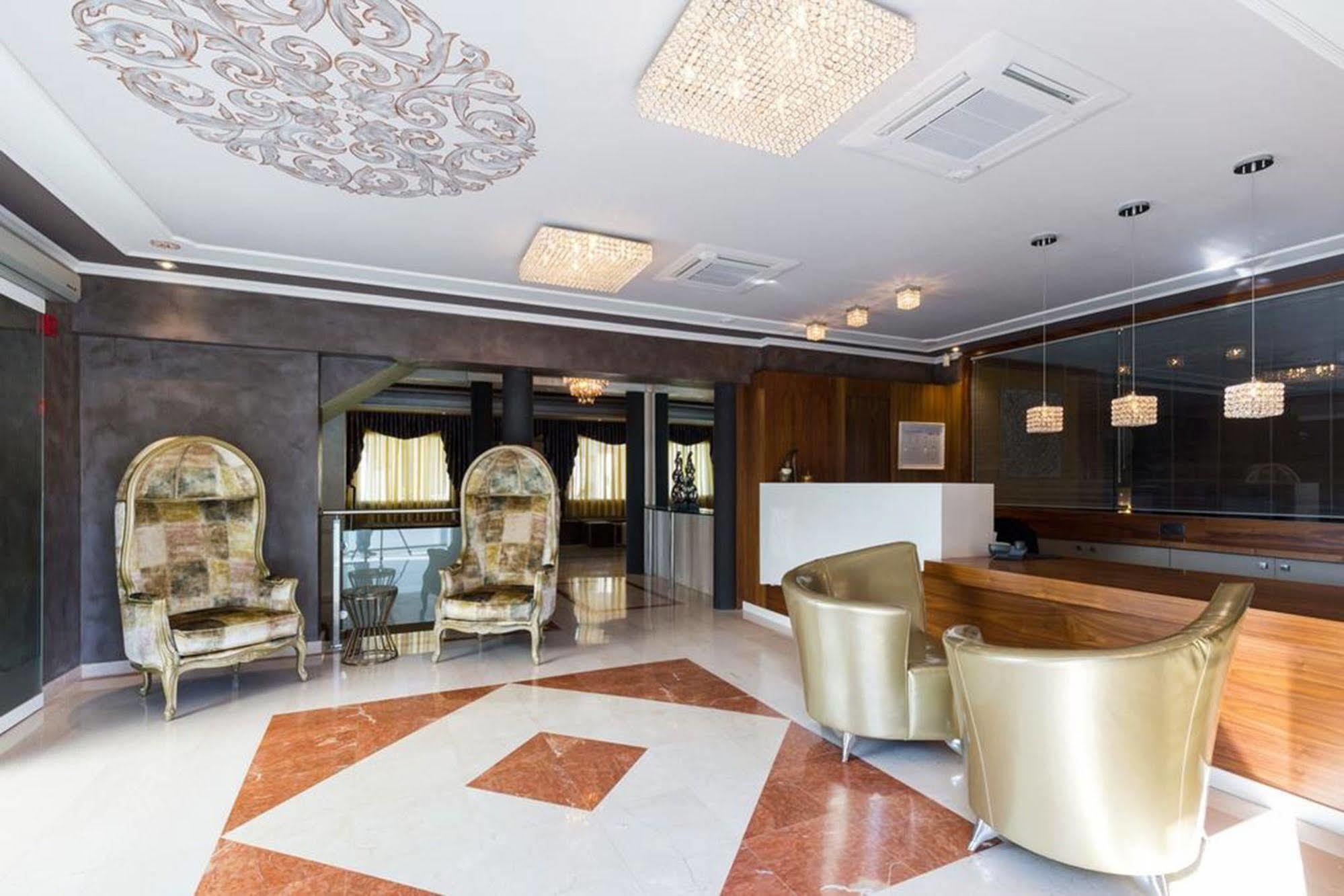 Sant Jordi Boutique Hotel Calella Eksteriør bilde Lobby